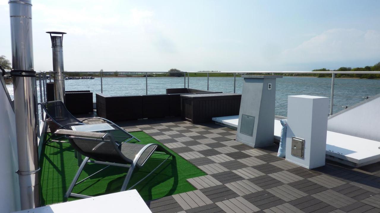 שטראלסונד Hausboot Lagoon מראה חיצוני תמונה